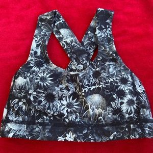 Lululemon bra